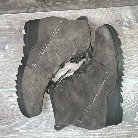 Sorel Evie Lace Major Warm Waterproof Women’s Sz 9.5 Gray Brown Suede Ankle Boot