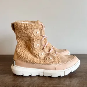 SOREL Explorer II Joan Cozy Women's Boot Size 6 SKU#243564