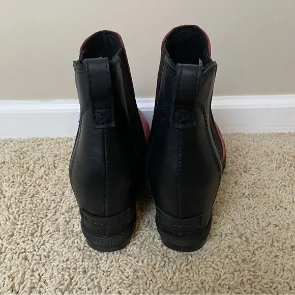 SOREL Joan Of Arctic Wedge Red Wine Black Chelsea Boots Size 8.5 waterproof