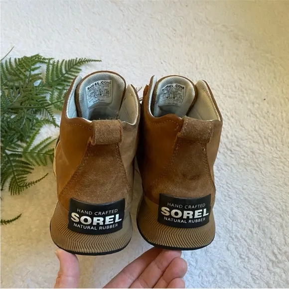 Sorel | Out N About Ill Classic Duck Boot in taffy/black