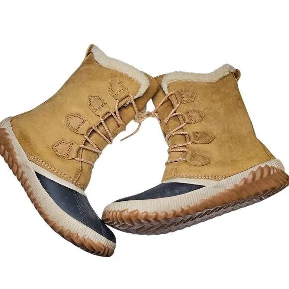 Sorel Out 'N About Plus Waterproof Women's Boots Size 9