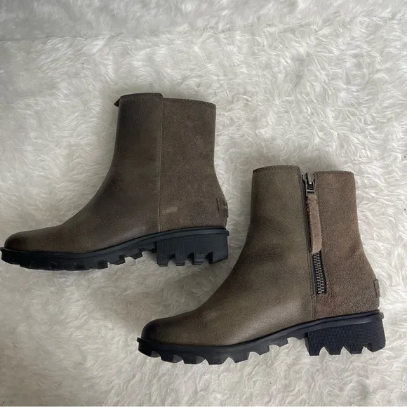 Sorel Phoenix Zip Boots Waterproof in Brown Size 7