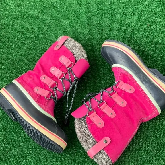 Sorel Pink Waterproof Boots Sz 4