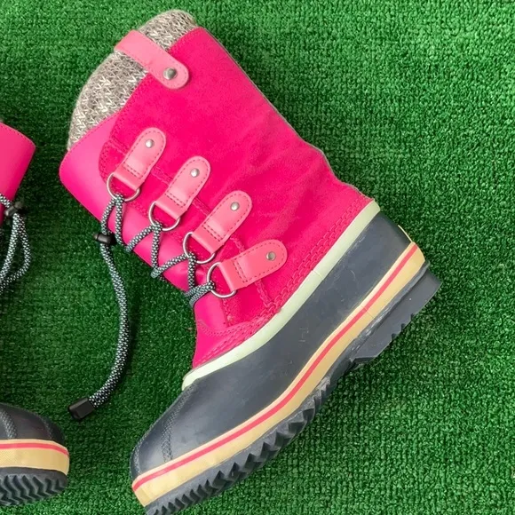 Sorel Pink Waterproof Boots Sz 4