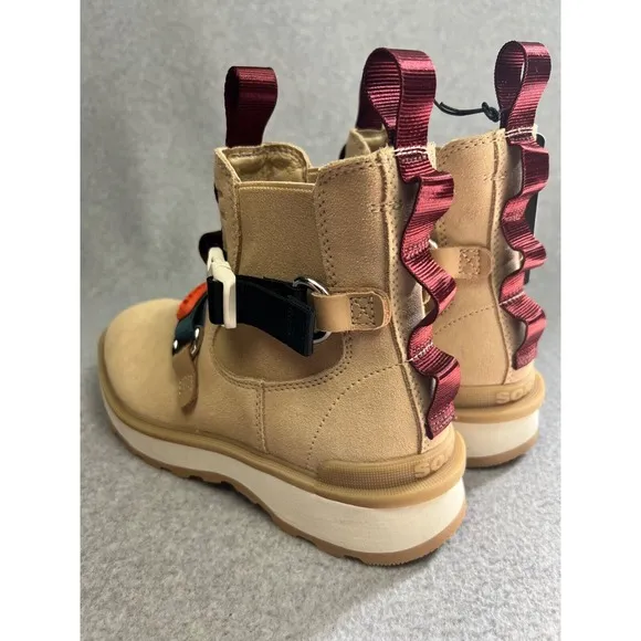 Sorel Pull On Chelsea Boots Womens 8 Suede Waterproof Sporty Winter Grunge