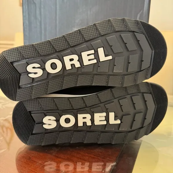 Sorel Sz 7 Black Whitney II Short Lace Winter Boots Waterproof Insulated