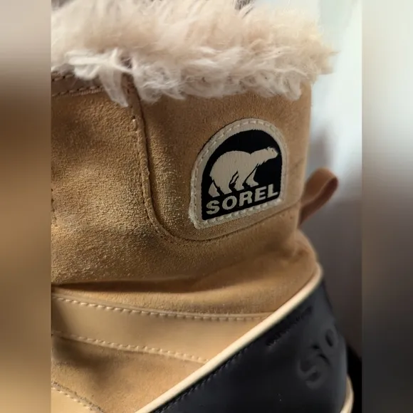 Sorel Tivoli II Winter Snow Boots Size 8.5 Pre-owned Good MSRP $130