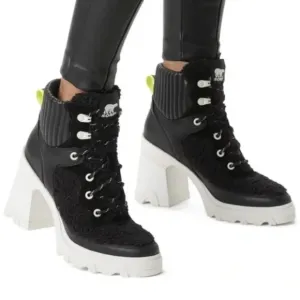 SOREL Women’s 7.5 Brex Heel Black and White Sherpa Cozy Lace Up Boots NEW