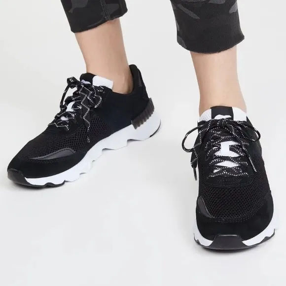 SOREL | Women’s Kinetic Lite Lace in Black
