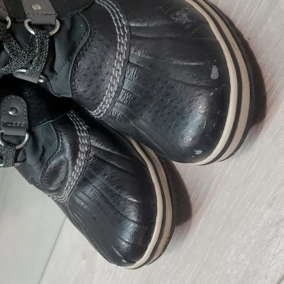 Sorel Youth Girls Tofino II Lace Up Duck Rubber Faux fur boots shoes sz 4