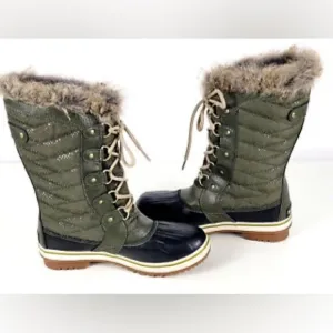 Sorel Tofino II Black &amp; Green Boots (2)