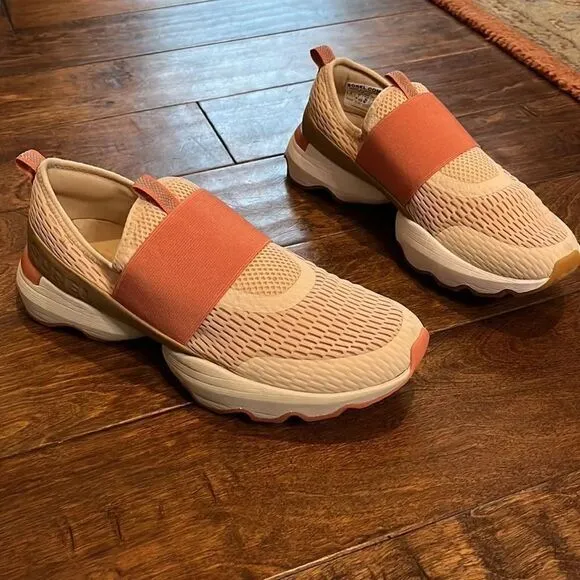 Sorel Women's Size 9 and 10 Kinetic Impact Strap Sneakers!