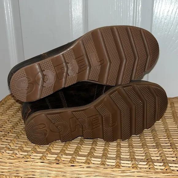 SORRL Joan of Arctic Wedge 2 boots