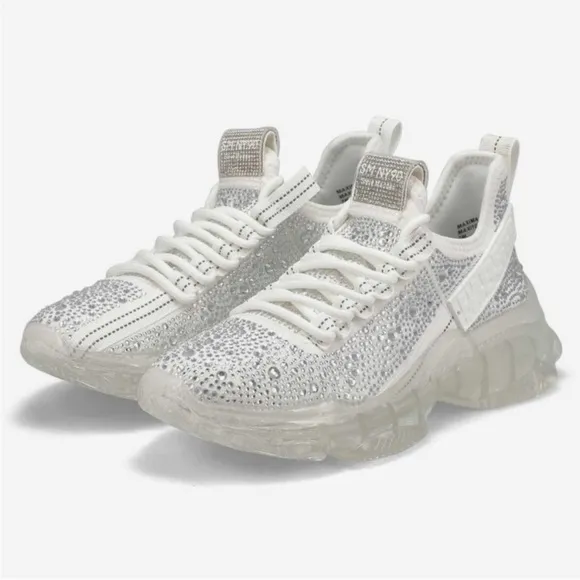 ✨Sparkly ✨Steve Madden sneakers. ✨Rhinestones ✨Clear chunky sole. S-8