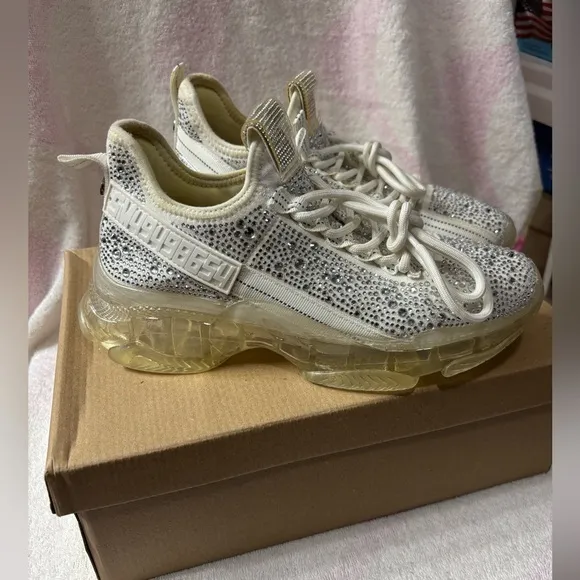 ✨Sparkly ✨Steve Madden sneakers. ✨Rhinestones ✨Clear chunky sole. S-8