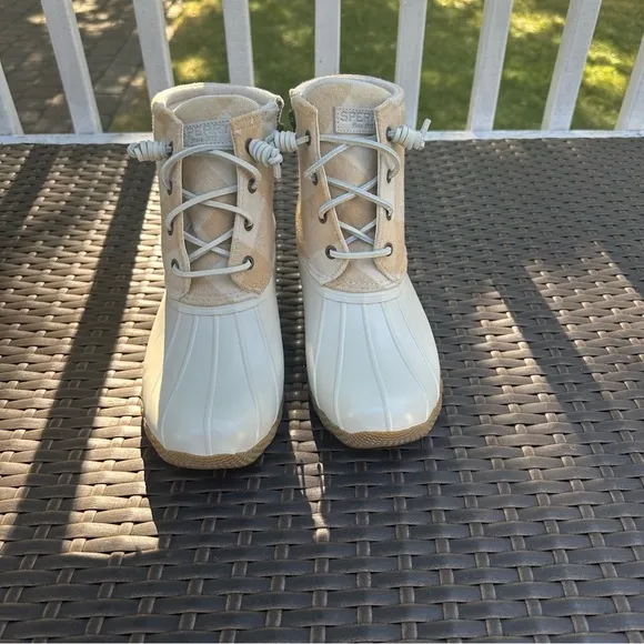 Sperry Wool Buffalo Plaid Saltwater Check Ivory Duck Boots Size 8.5, Women’s New