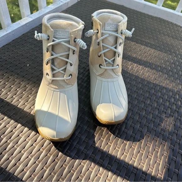 Sperry Wool Buffalo Plaid Saltwater Check Ivory Duck Boots Size 8.5, Women’s New
