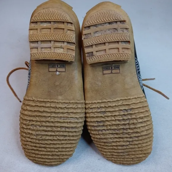 St. Johns Bay  Brown Leather, Hunting Duck