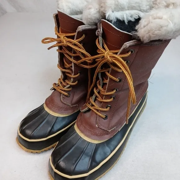St. Johns Bay  Brown Leather, Hunting Duck
