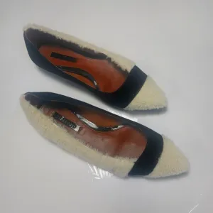 Staccato Cream White and Black Fleece Texture Slip-on Leather lining Size 9M