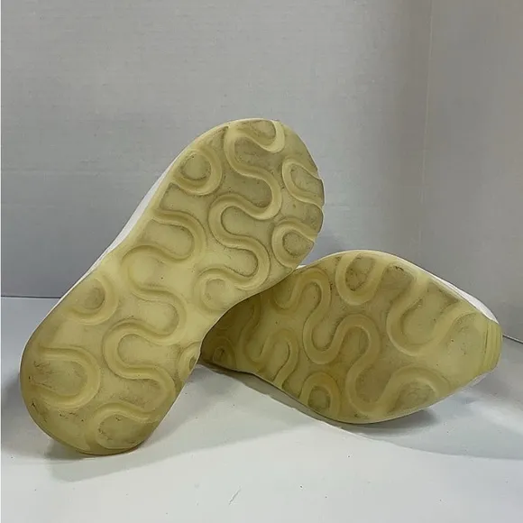 Stella McCartney Size 36 Eclypse Sneakers