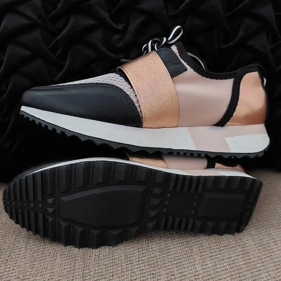 STEVE MADDEN ANTICS GIRLS ROSE GOLD SNEAKERS