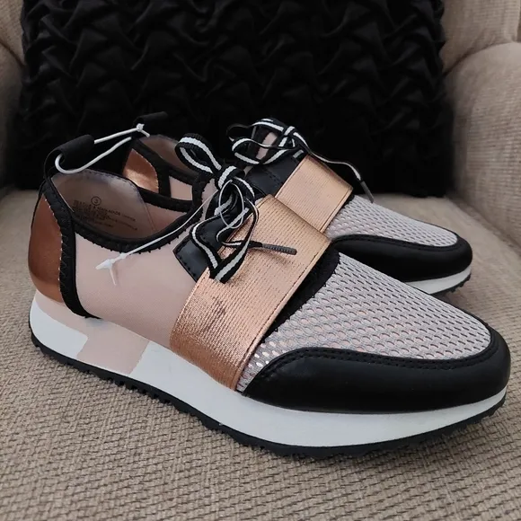 STEVE MADDEN ANTICS GIRLS ROSE GOLD SNEAKERS