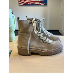 Steve Madden Rainier Tan Suede &amp; Fleece Boots sz 8.5 EUC