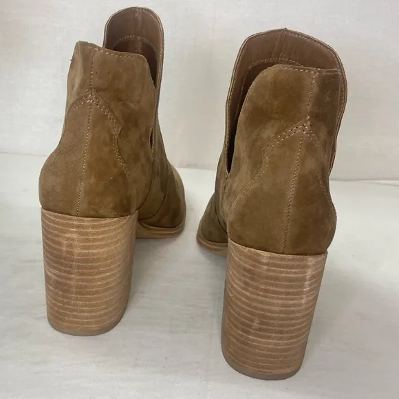 STEVE MADDEN Womens‎ ChayaPointed Toe Suede Bootie In Chestnut 9M