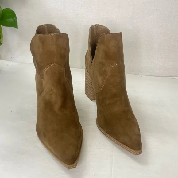 STEVE MADDEN Womens‎ ChayaPointed Toe Suede Bootie In Chestnut 9M
