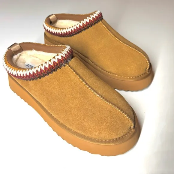 Steve Madden Women’s Selena Suede Slip-On Shoes with Multicolor Trim Size- 9