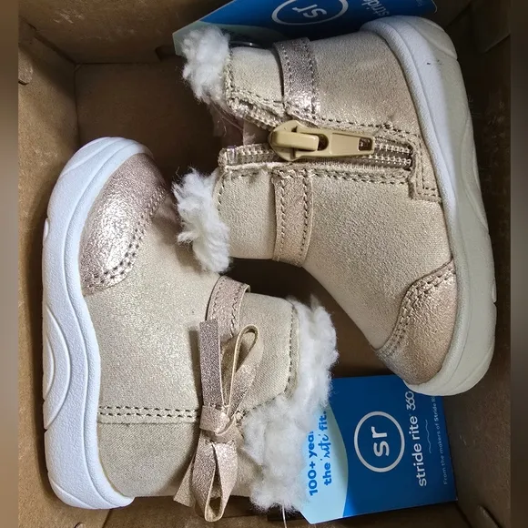 Stride Rite 360 Zinnia baby boots