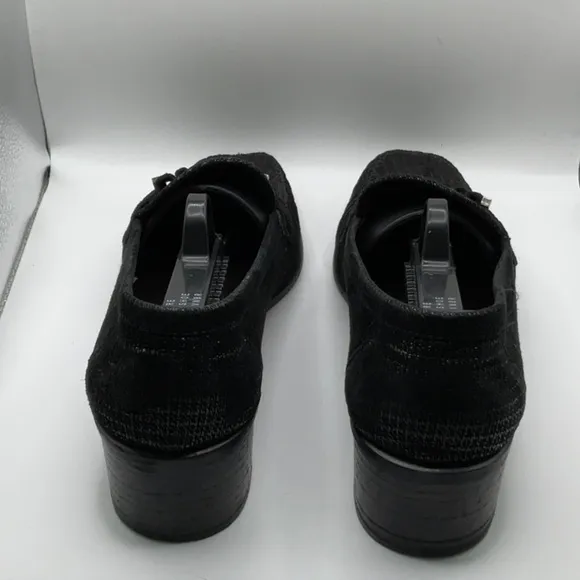 Stuart Weitzman Black Woven Leather Women’s Shoes, Size 8