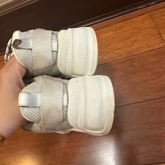 Stylish White Chunky Sneakers