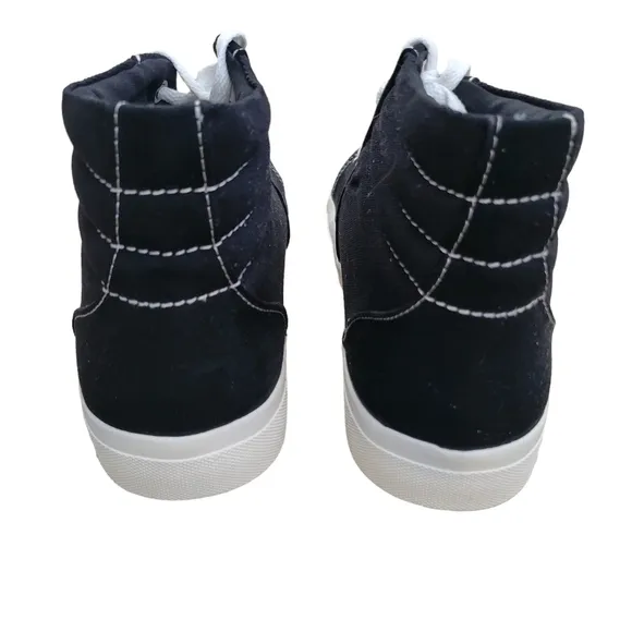 Sun Stone Jett High-Top Sneakers Men's.  Size 11M. New In Box