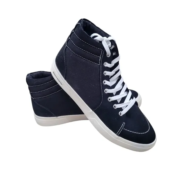 Sun Stone Jett High-Top Sneakers Men's.  Size 11M. New In Box