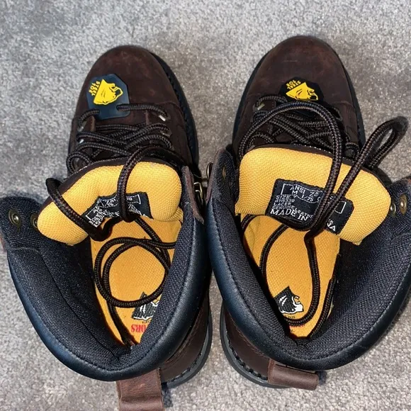 Survivors Steel Toe Boots SIZE 7
