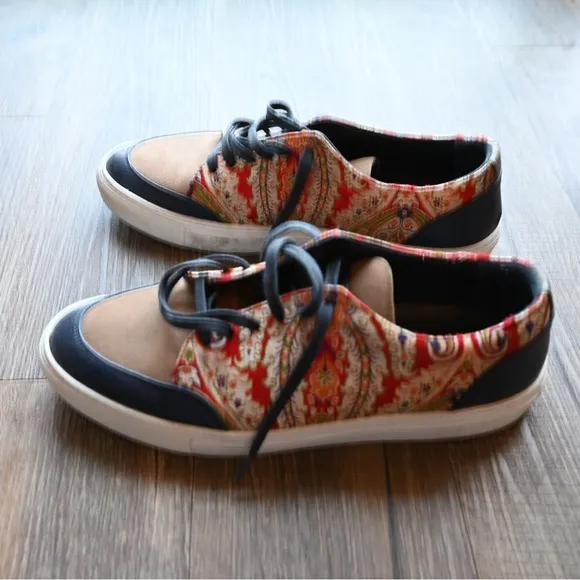 Taft Custom Sneaker
