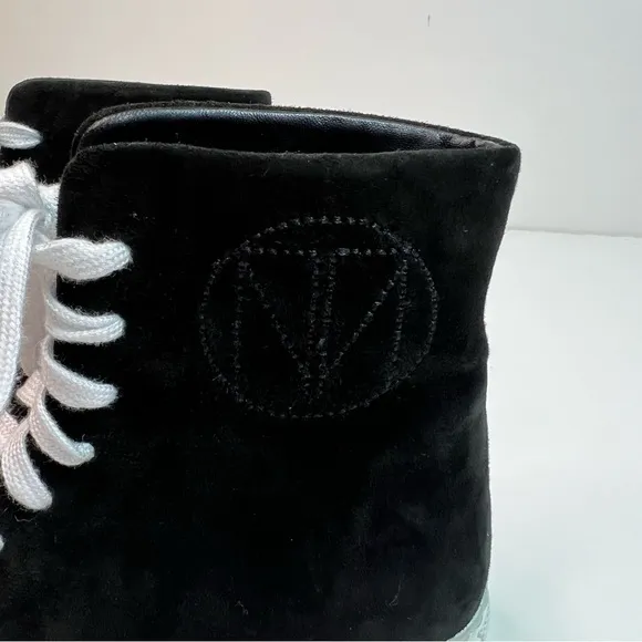 Tamara Mellon THC High Top Black Suede Lace Up Sneakers Size EU 36.5 - US 6.5