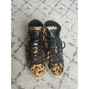 Ted Baker Tennia Leopard animal print high top size‎ US 8 EUR 39