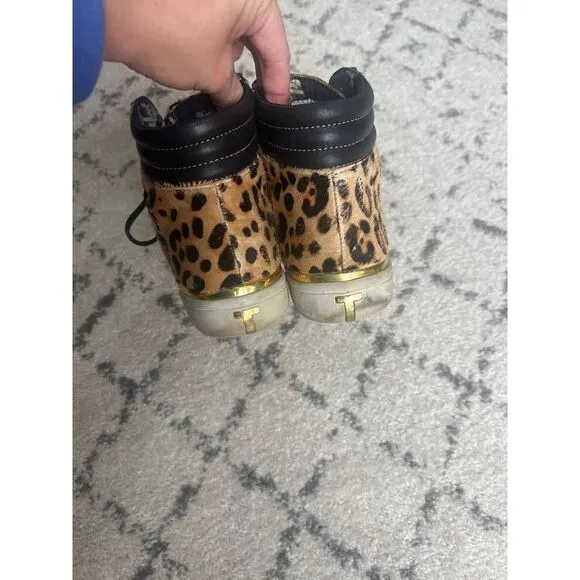 Ted Baker Tennia Leopard animal print high top size‎ US 8 EUR 39