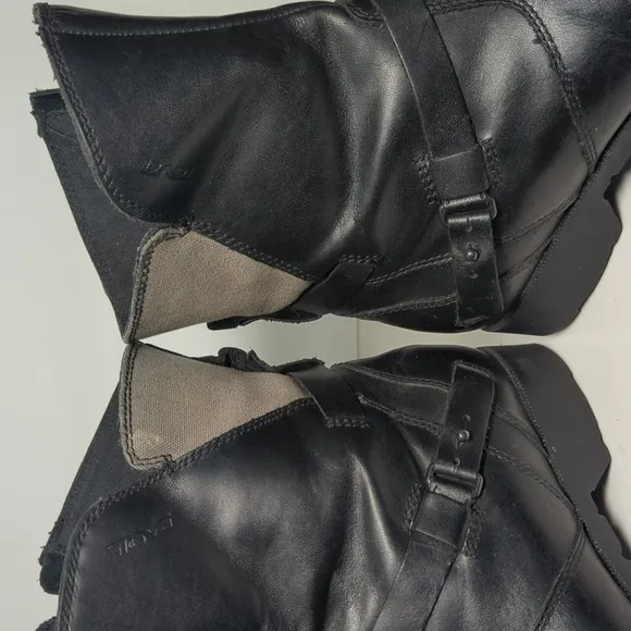 Teva De La Diva leather moto biker boots womans size 8.5. EU 39.5