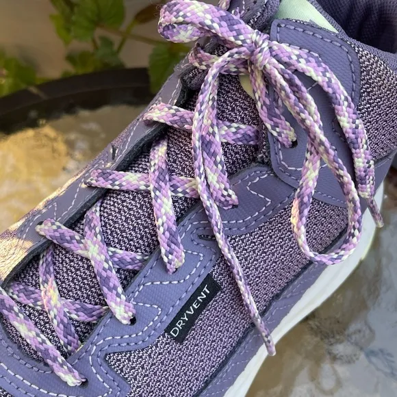 The North Face kids Purple High-Top Sneakers - like new!