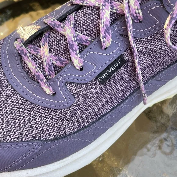 The North Face kids Purple High-Top Sneakers - like new!