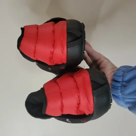 The North Face Thermoball Traction Bootie Size 10 Mens Slipper Shoes