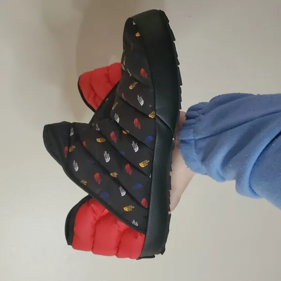 The North Face Thermoball Traction Bootie Size 10 Mens Slipper Shoes
