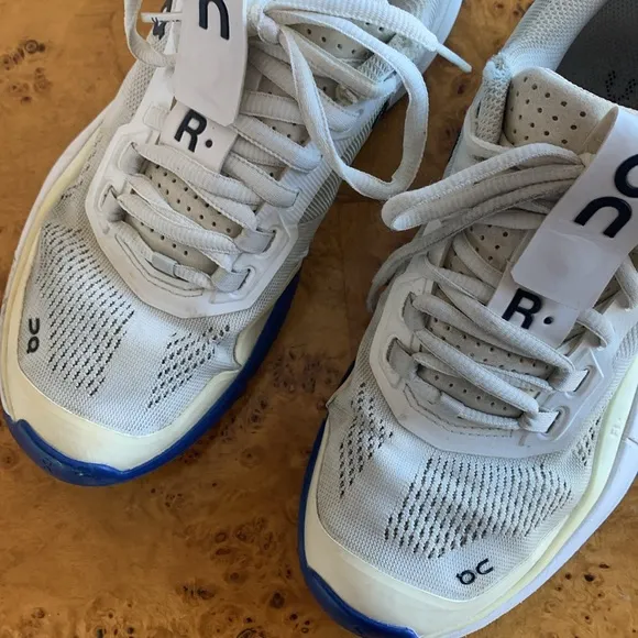 The Roger Tennis shoes