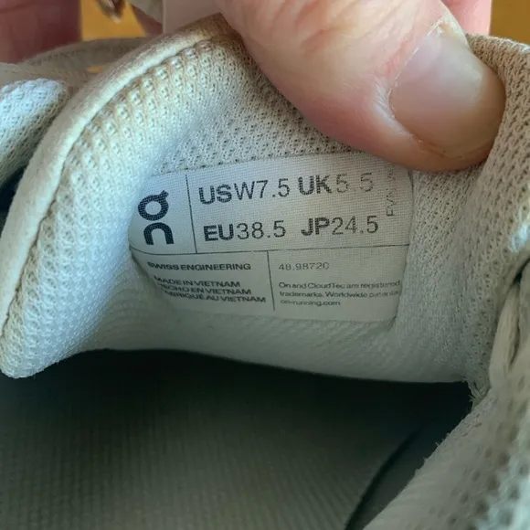The Roger Tennis shoes