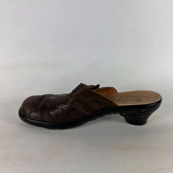 Think! Mary Jane heels women's size 10 brown leather minimalist heels shoes