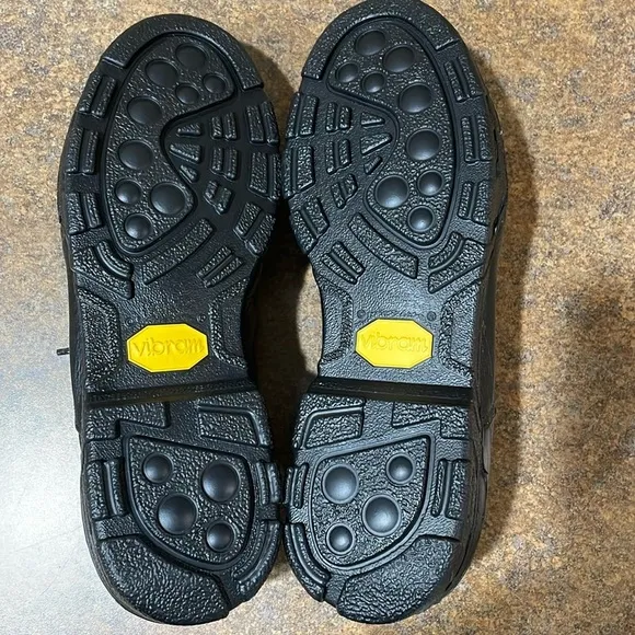 Thorogood Vibram Enforcer Postal Certified Men’s Black Leather Shoe Sz 10 NEW